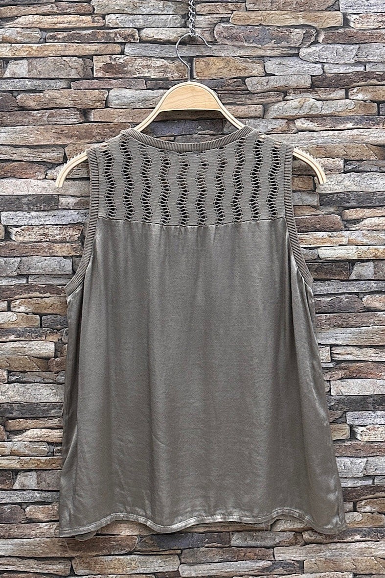 debardeur-amie-fluide-et-romantique-satinee-effet-soie-a-l-avant_taupe 2