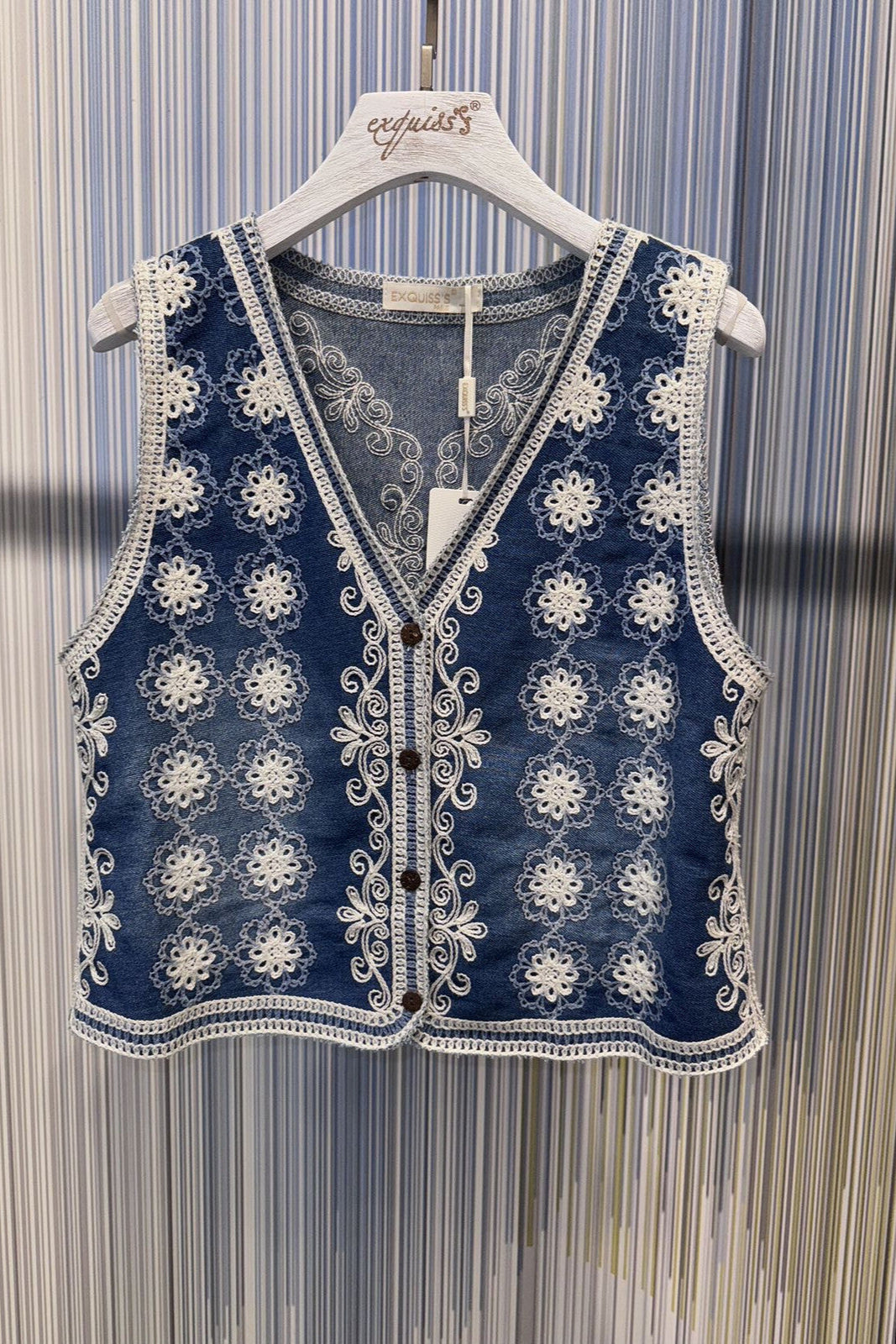 gilet-brode-elegant