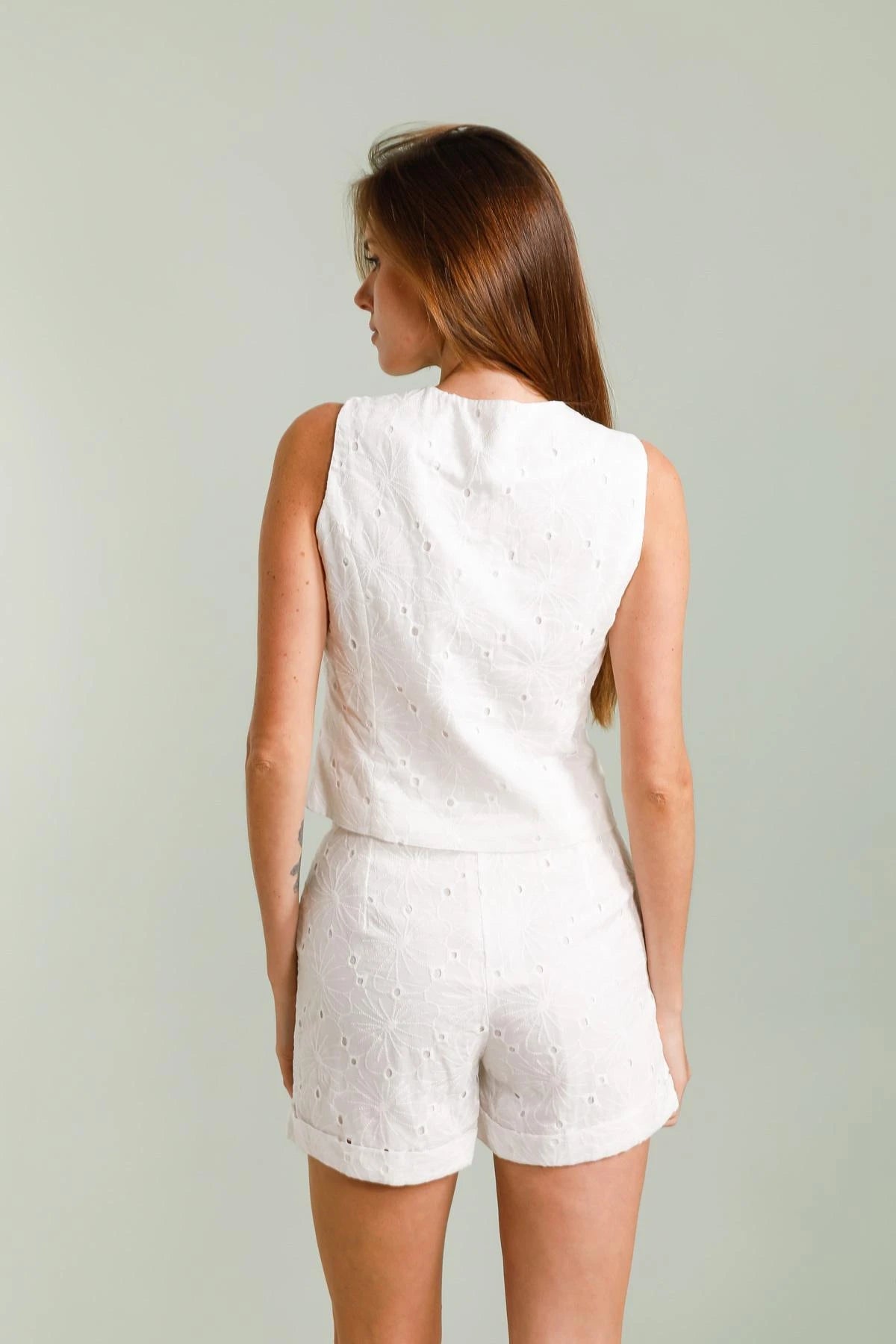 Gilet sans manches en broderie anglaise - Ma boutique