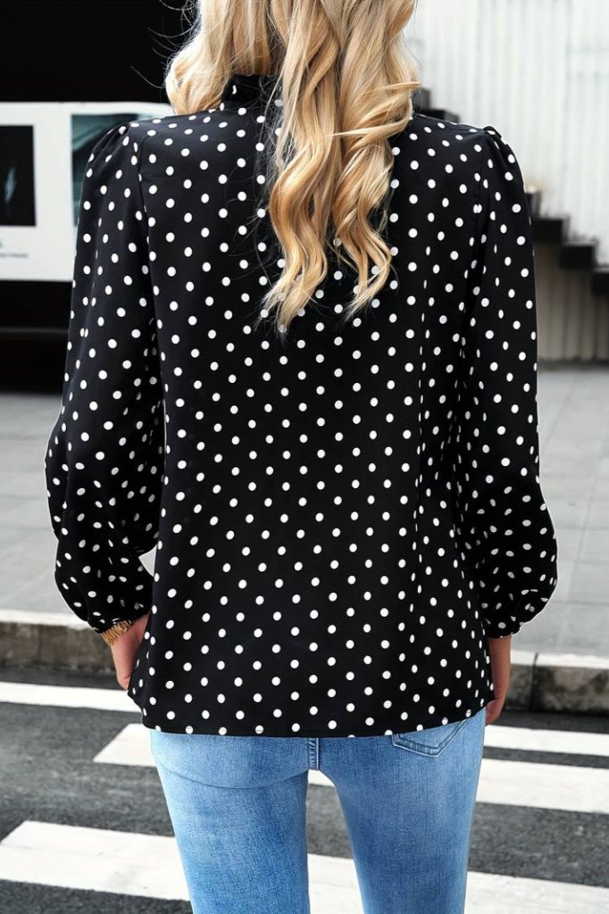 Polka dot shirt with ruffled collar - Calm concept store