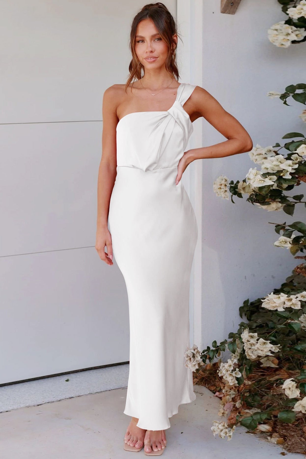 Robe de soirée a manche asymétrique - Ma boutique