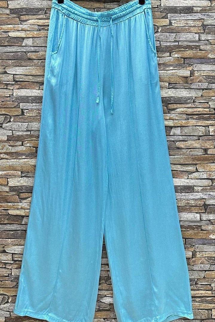 pantalon-amy-large-fluide-et-romantique 3