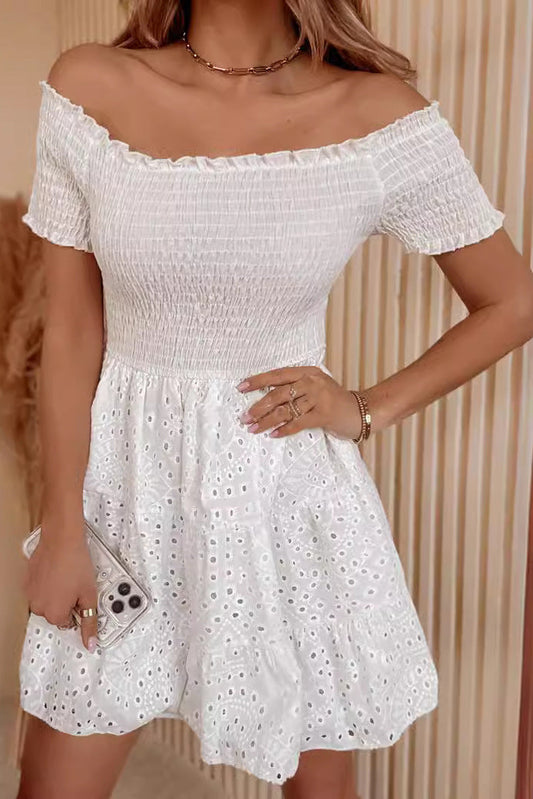 robe broderie anglaise col bateau